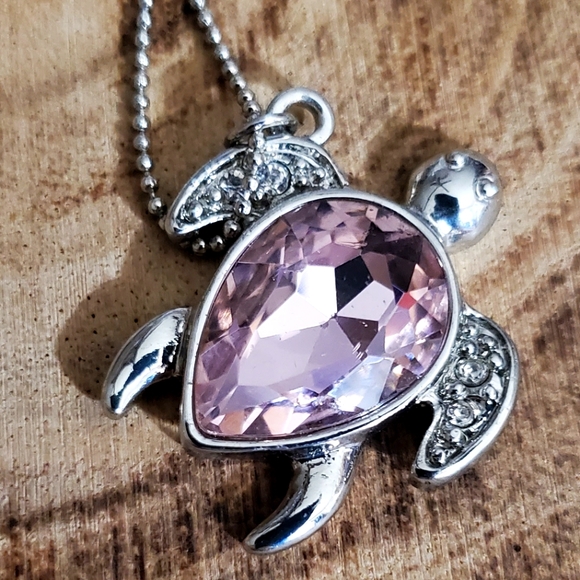 Pink October turtle necklace silver birthstone crystal stone sea animal - Picture 1 of 6